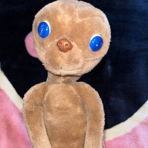 Vintage 1982 ET Stuffed Animal